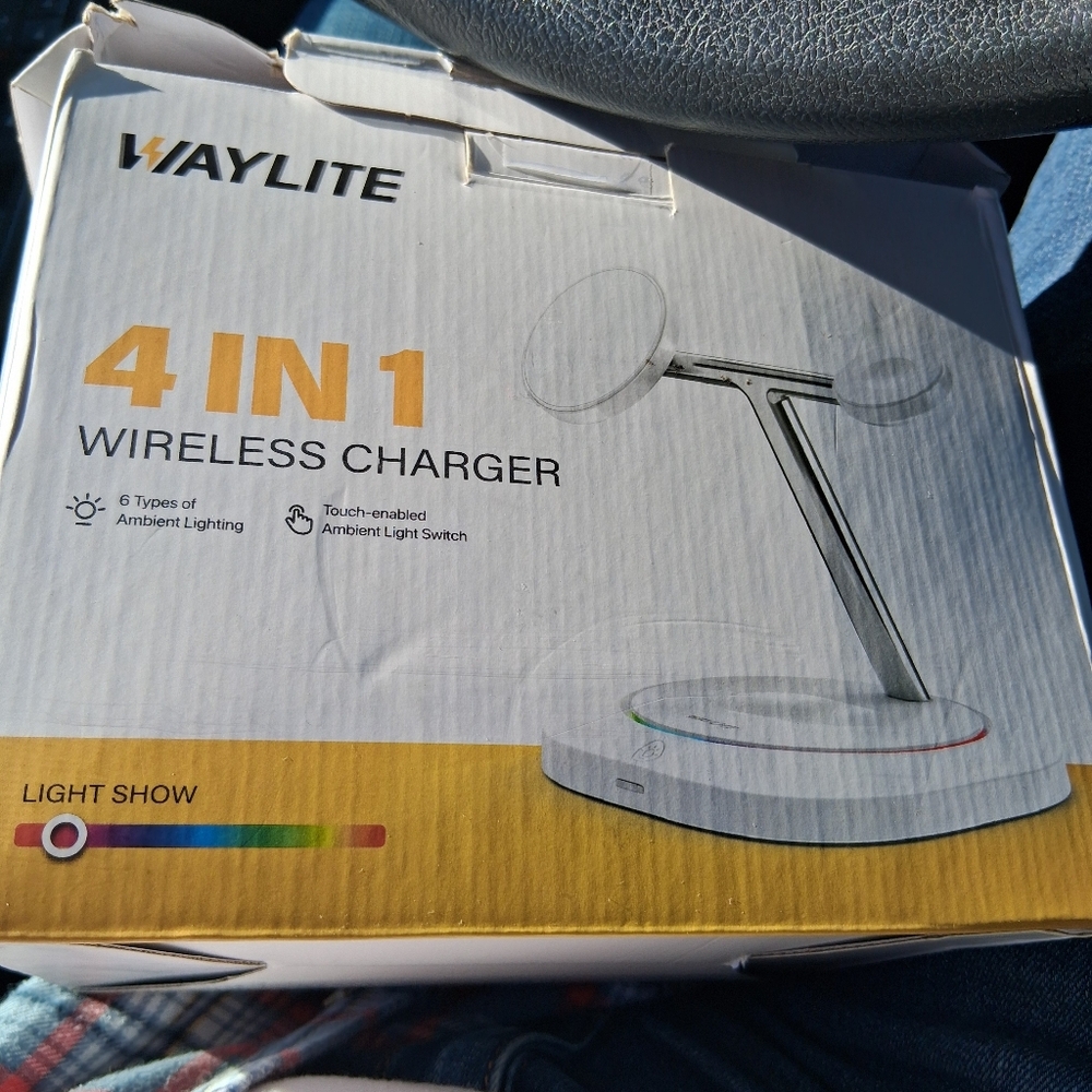 WAYLITE Silver 4-in-1 Wireless Charger